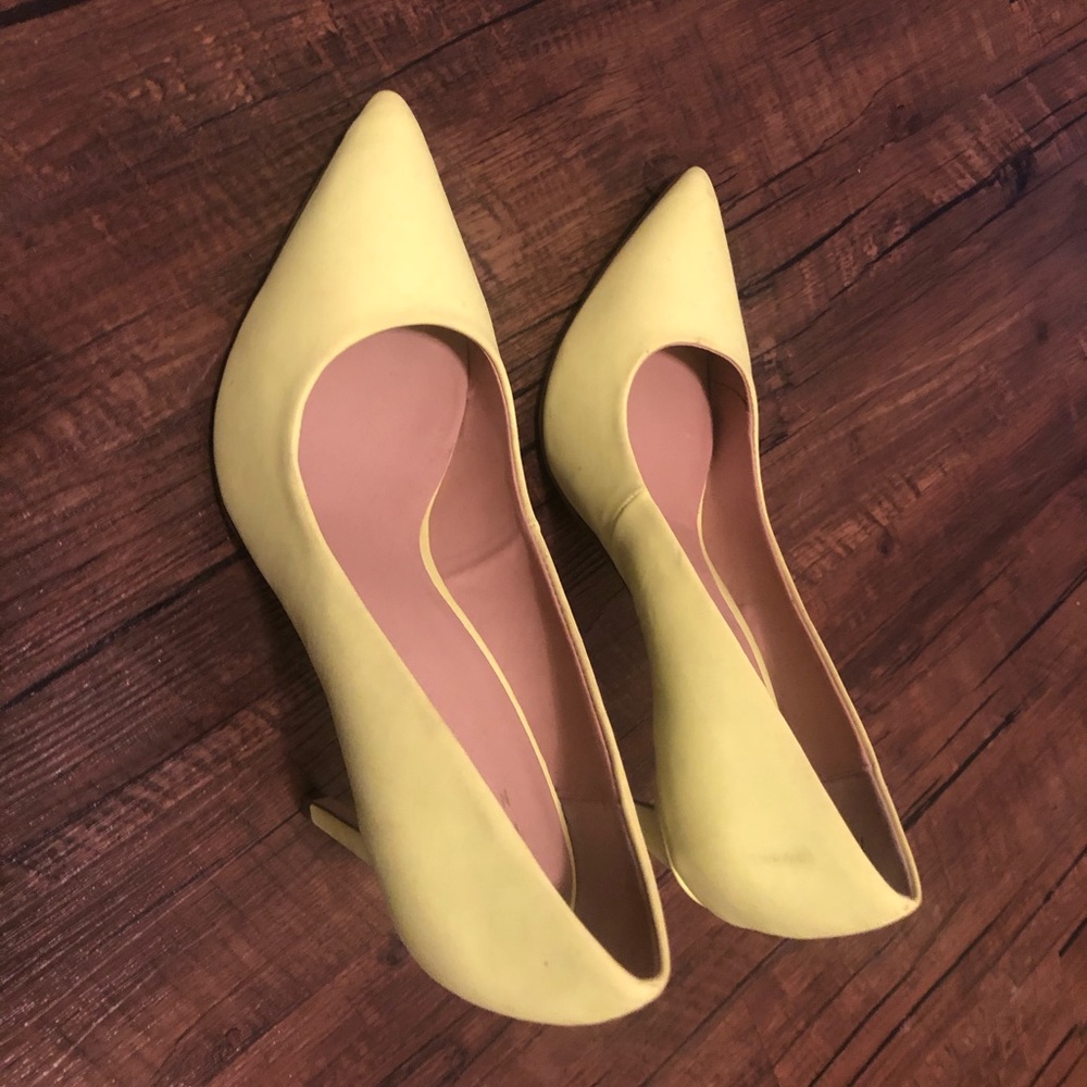 Neon pumps size 8.5